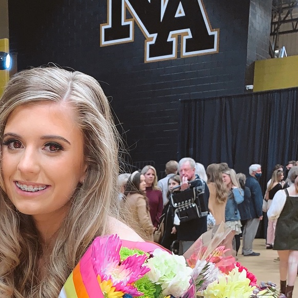 Meet your Posher, Lily - Picture 1 of 1